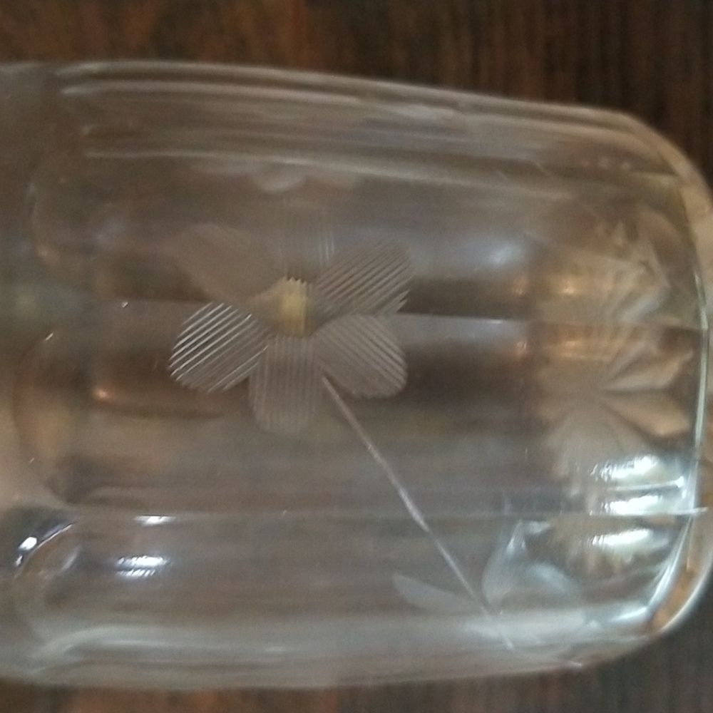 Vintage etched glass bedside water flask with glass. - Picture 3 of 6